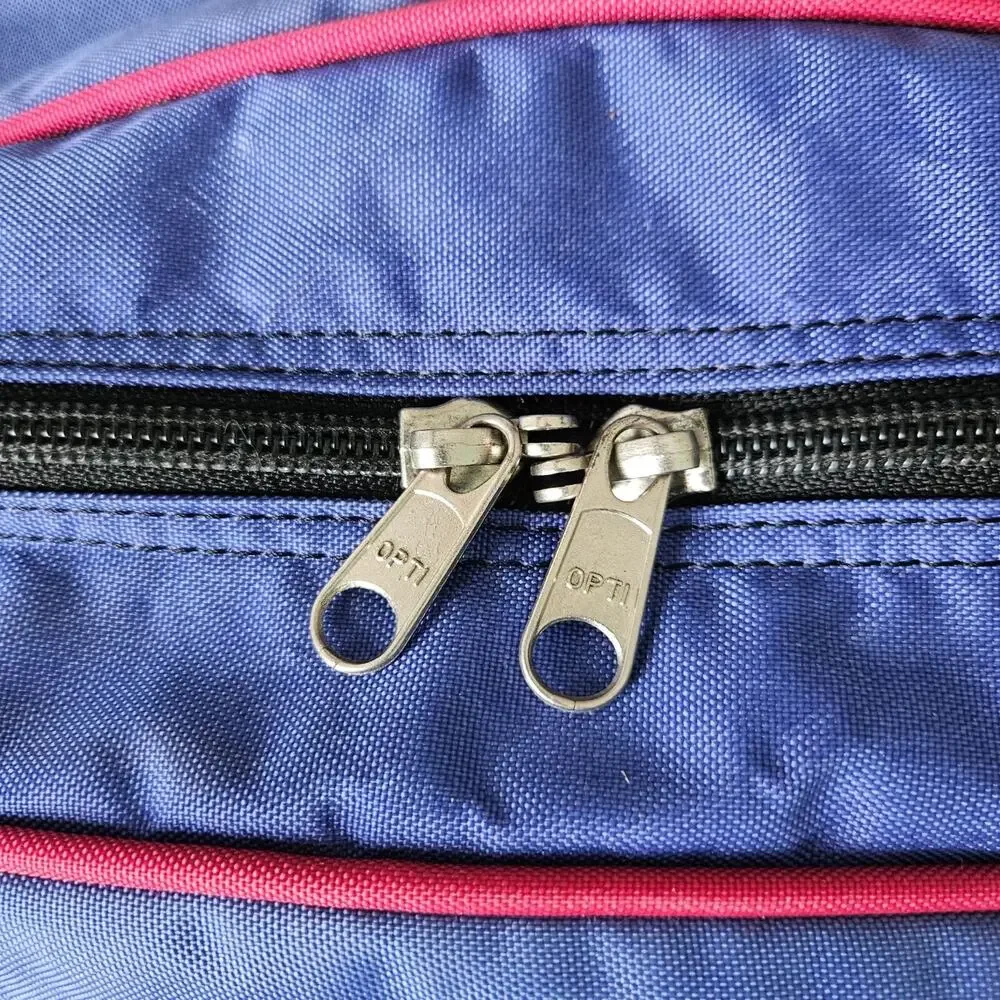 Nike Duffle‎ Gym Bag Retro Vintage 90s Y2K Colorful Purple Pink Strap Zip